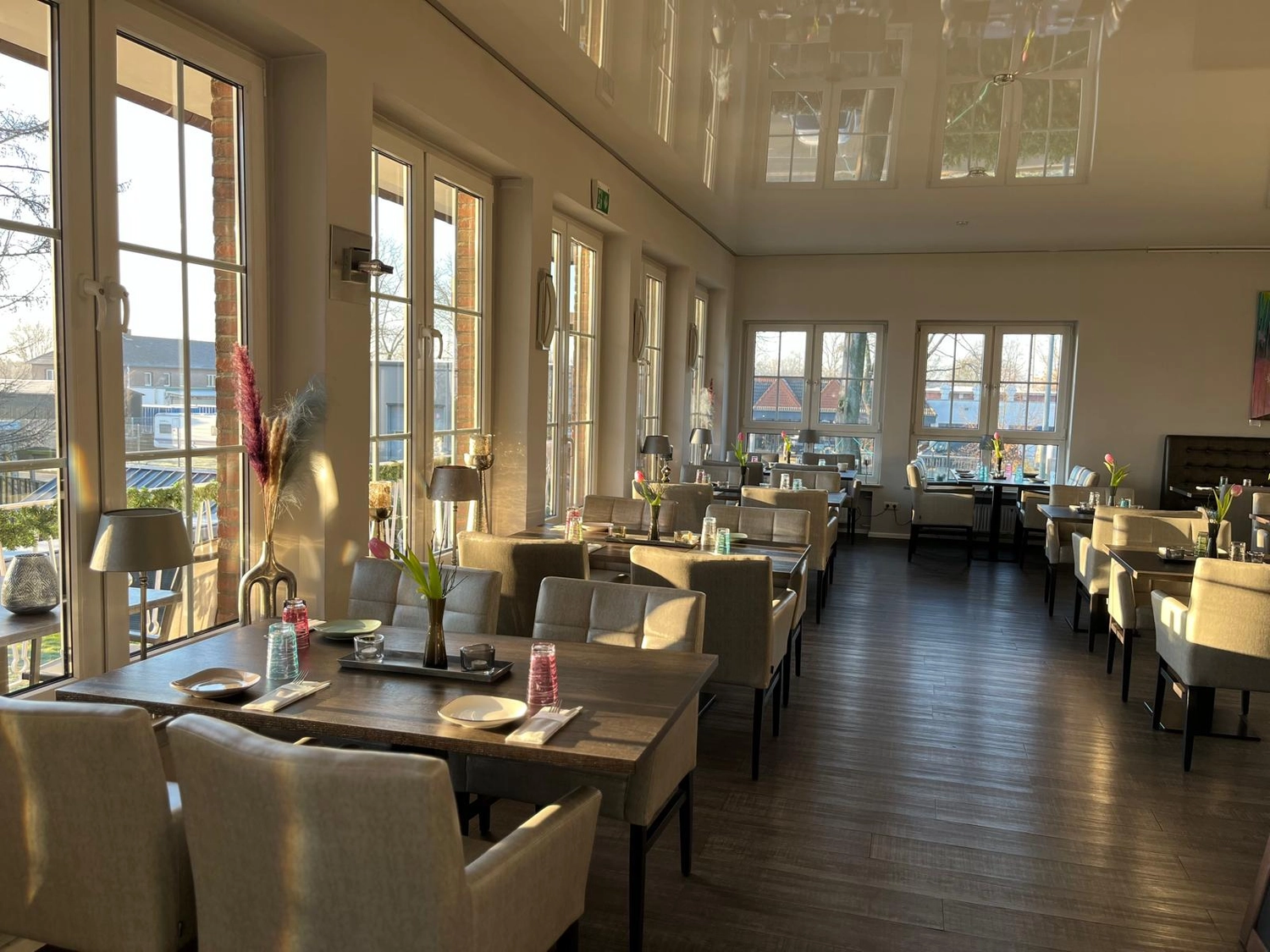 Neuling Weinbar - Gastronomie - Restaurant
