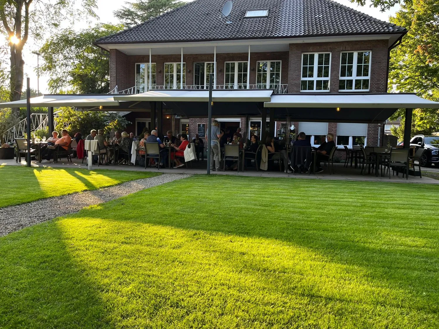 Neuling Weinbar - Gastronomie - Veranstaltung