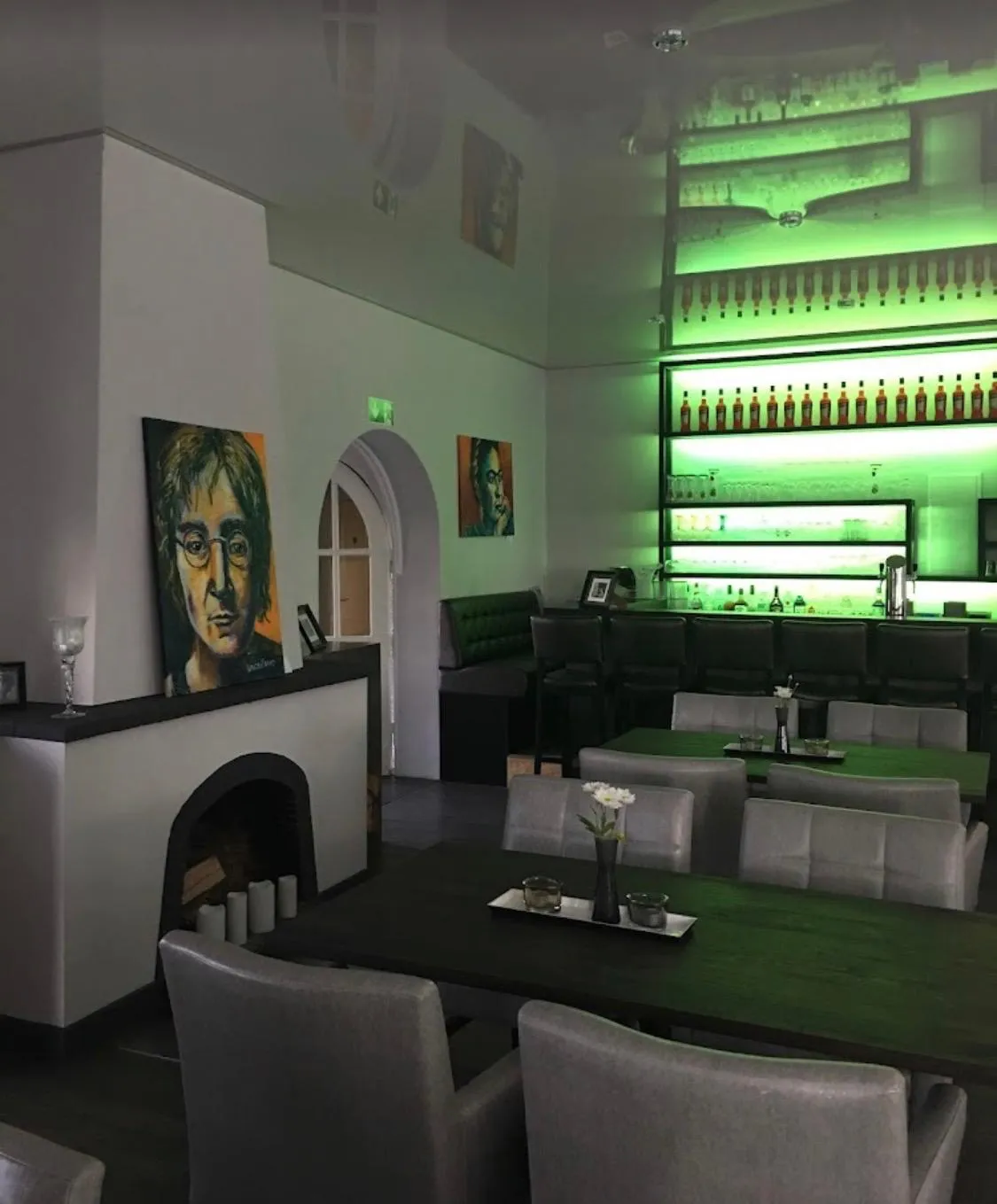 Neuling Weinbar - Gastronomie - Restaurant